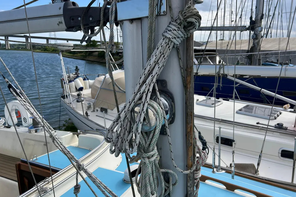1983-westerly-sealord-39-sail-10175920-20260507083216282-4