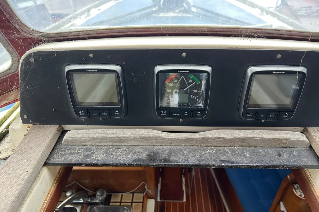 1987-westerly-storm-33-sail-10062930-20260122050000909-1