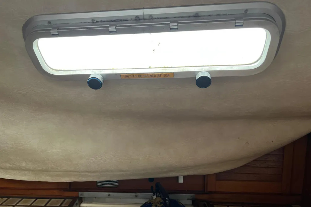 1987-westerly-storm-33-sail-10062930-20260122050123265-3