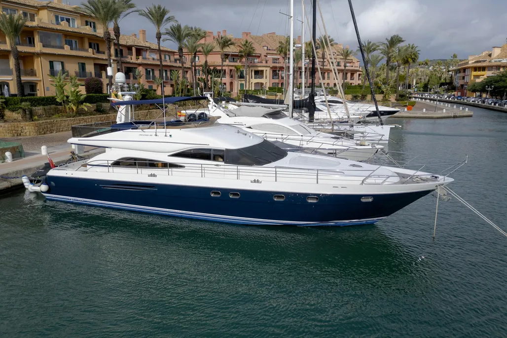 2003 Princess 65 (2)