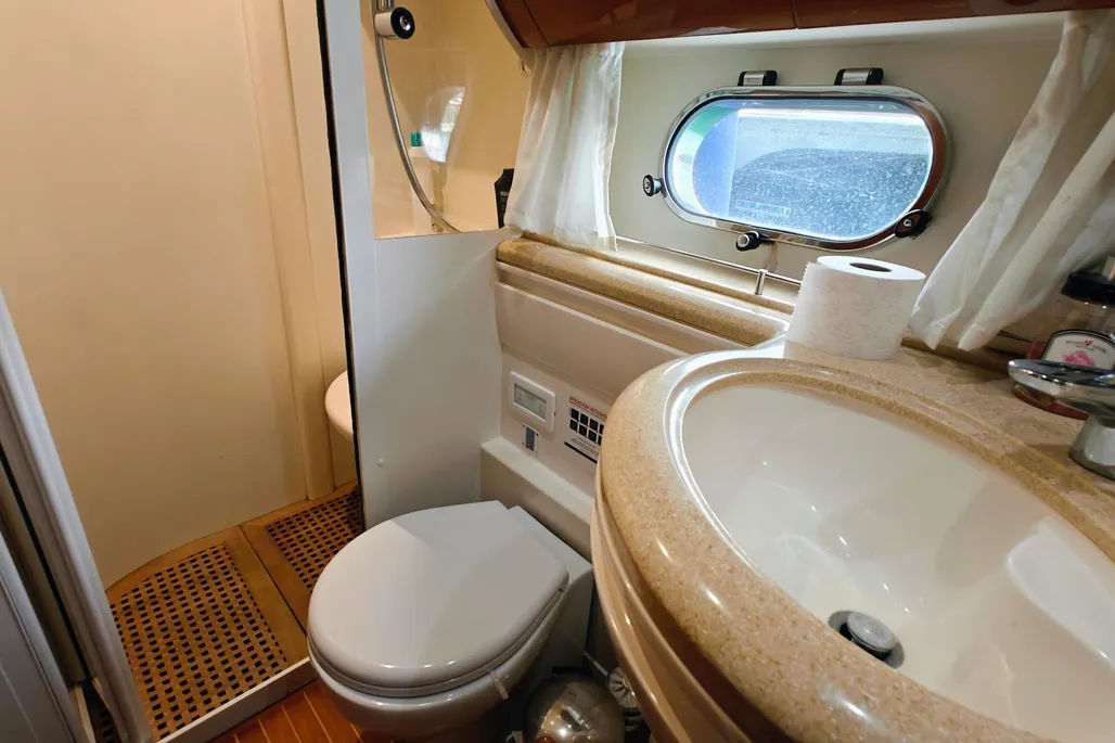 2003 Princess 65 (24)